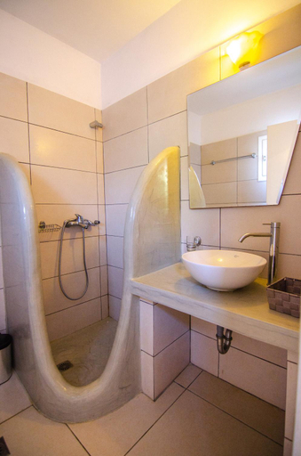 Bathroom 3, Sunshine Studios, South Aegean