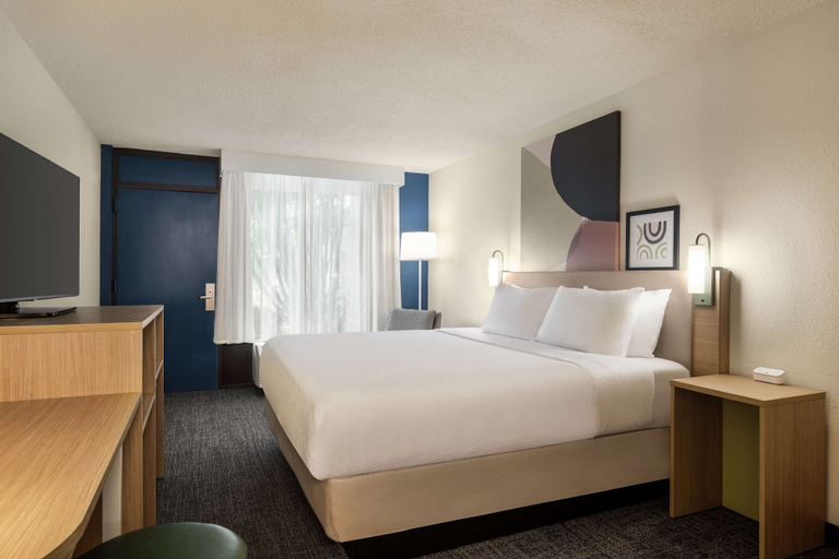 Bedroom 3, Spark by Hilton Sarasota Siesta Key Gateway, Sarasota