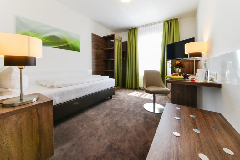 Bedroom 5, Hotel Günter, Eichstätt