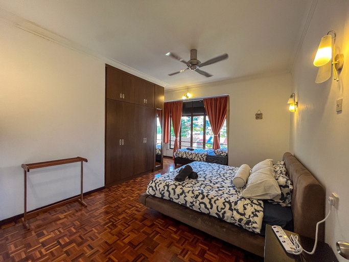 Bedroom 21