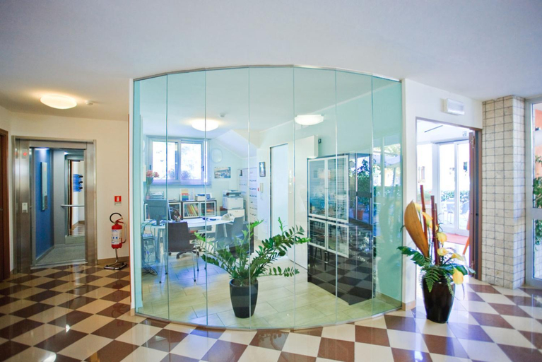Others 5, Hotel Atis, Rimini