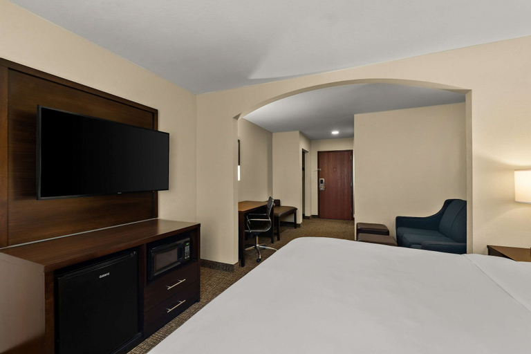 Bedroom 6