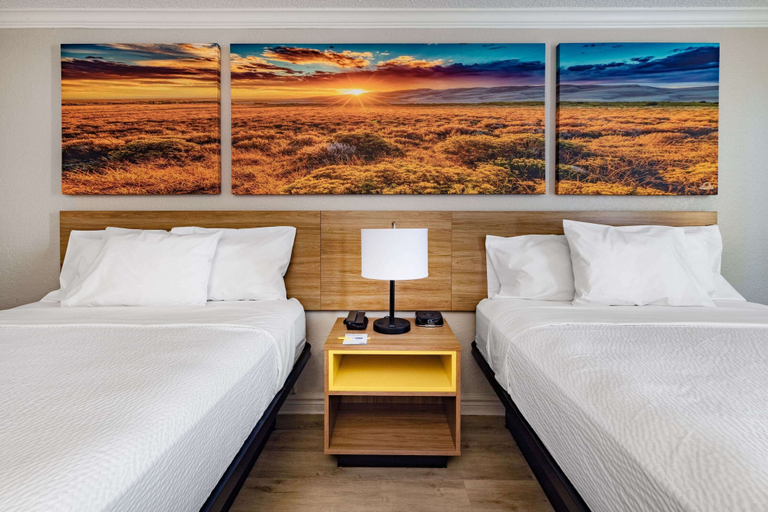 Bedroom 4, Days Inn by Wyndham Del Rio, Val Verde