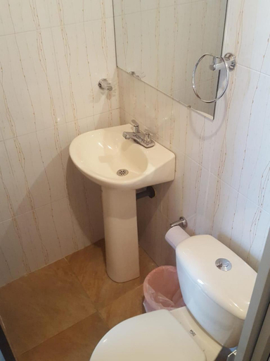 Bathroom 2, Hotel San Agustin, Isnos