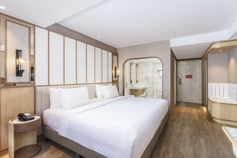 Bedroom 13
