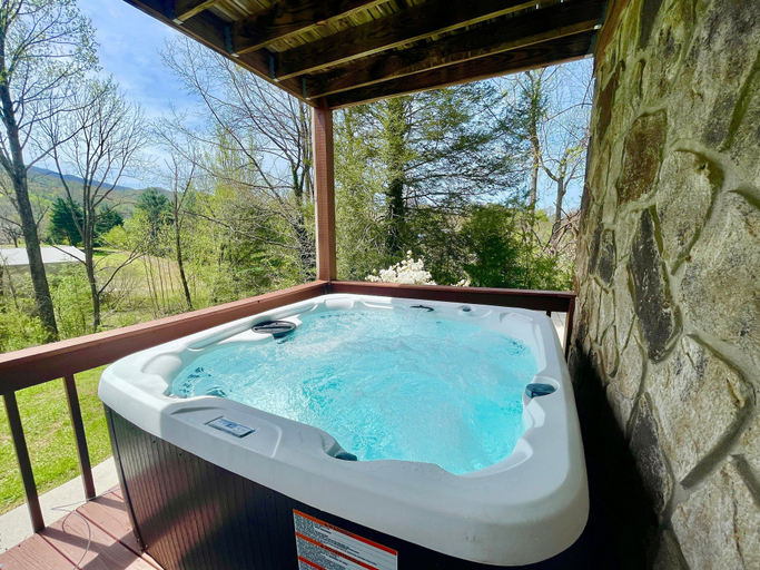 Sport & Beauty, Cove Mountain Rest, Sevier