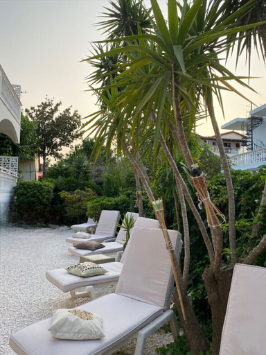 Food & Drinks, Marinos Rooms, Ionian Islands