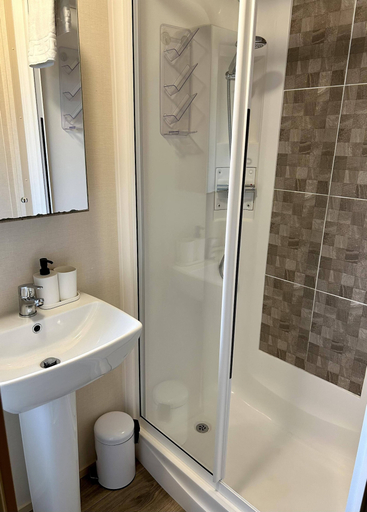 Bathroom 3, Static Caravan Hoburne Devon Bay, Torbay