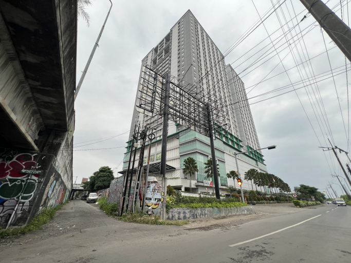 Exterior & Views 3, Simple and Comfortable Living Studio at Bale Hinggil Apartment By Travelio, Surabaya