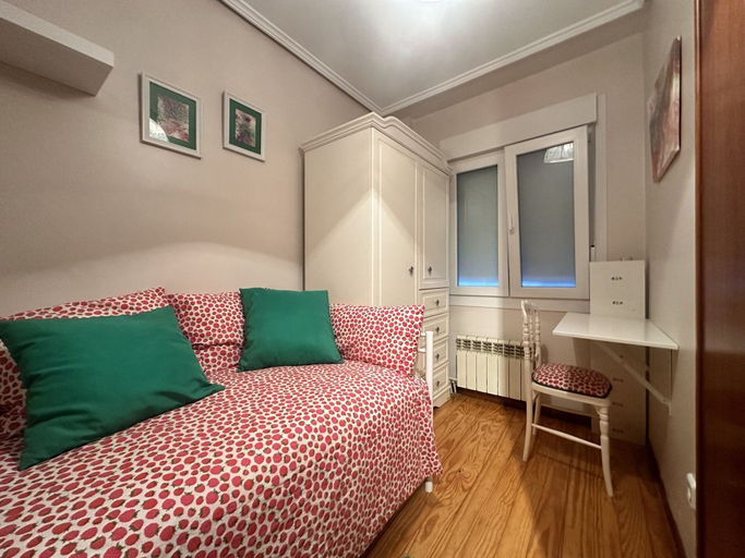 Others 3, Apartamento Cervantes 601, Cantabria