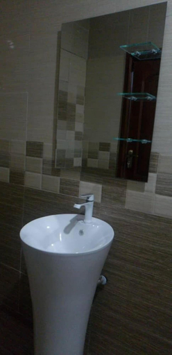 Bathroom 4, Fokuzzy Lodge, Tema