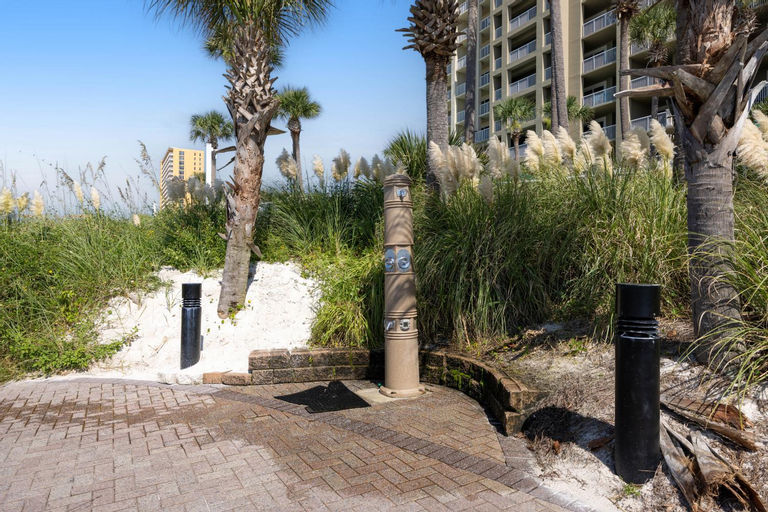Ocean Front Grand Panama 2 BD 2 BA Unit 1006, Spectacular Amenities, Bay