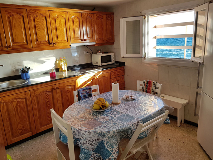 Others 5, Bed and Breakfast by the Sea, Las Palmas