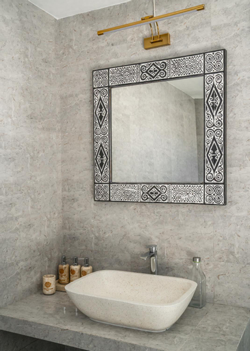 Bathroom 26