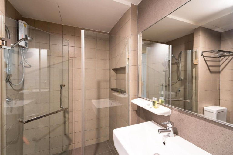 Bathroom 8