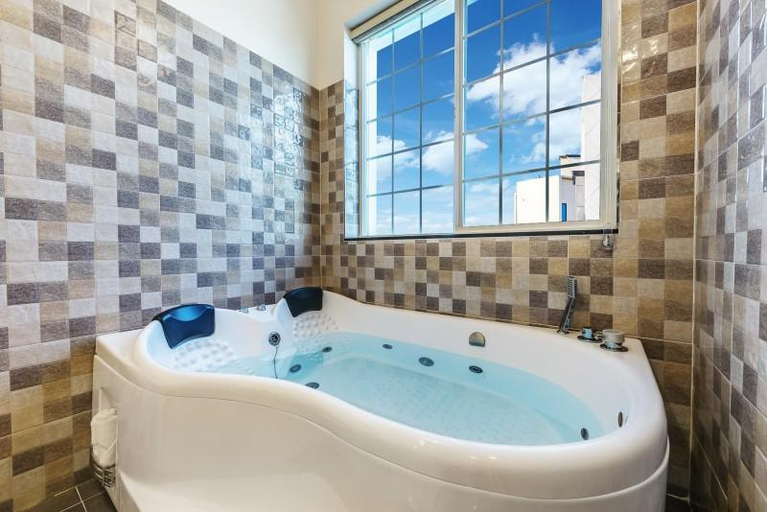 Bathroom 4, Gangneung Haru Spa Pension, Gangneung