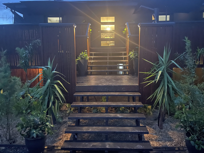 Exterior & Views 2, Cypress BnB, Hervey Bay - Pt A