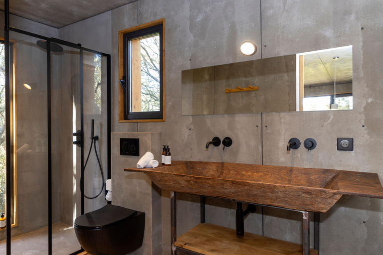 Bathroom 4, Domaine de Peretti della Rocca, Corse-du-Sud