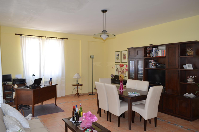 Others 4, Ansise Guest House, Syracuse