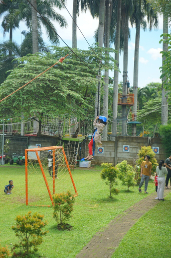 HARRIS Hotel Sentul City - Family & Kids