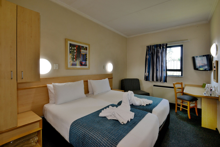 Bedroom 4, Road Lodge Centurion, City of Tshwane