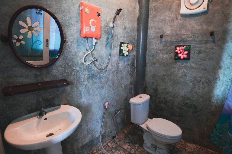 Bathroom 4, Seemok Resort, Khao Kho