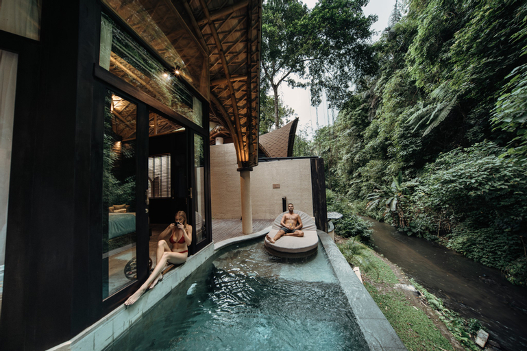Swimming Pool 14