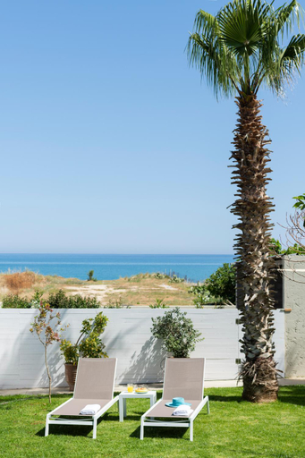 Others 5, Sea La Vie, Crete