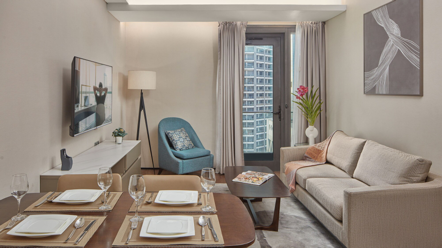Dining Room 8
