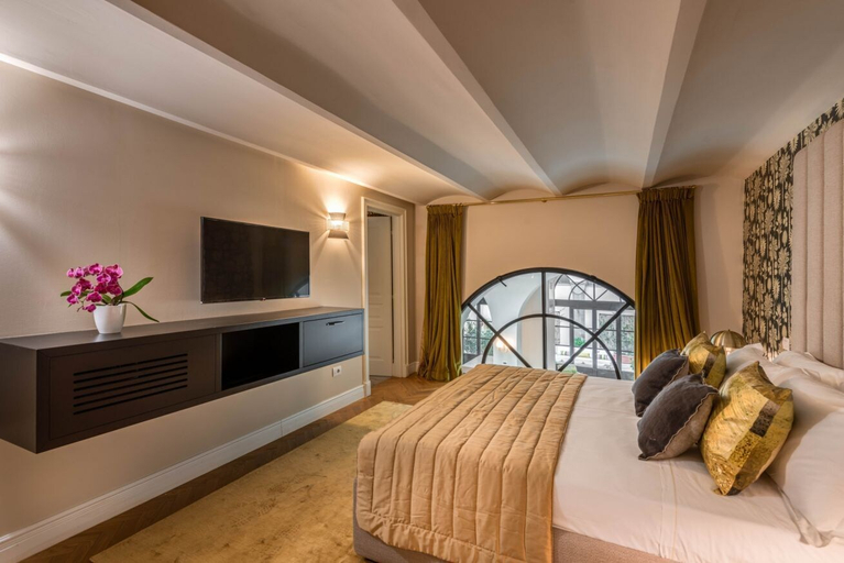 Others 2, Duomo Penthouse By Geco Vacation Rentals, Florence