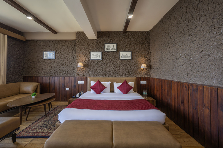 Bedroom 4, Hotel Wood Winds - A Best Valley View Hotel, Shimla