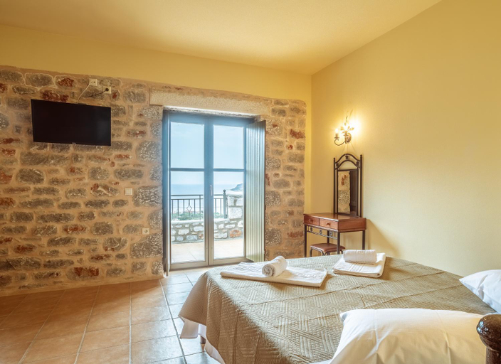 Bedroom, Onar Mani Suites, Peloponnese