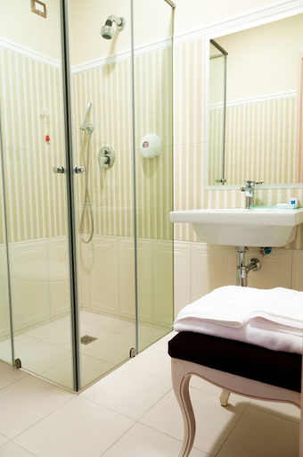 Bathroom 5, Sar'Otel Boutique Hotel, Tiranës