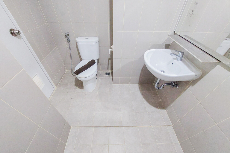 Bedroom 2, Cozy Studio Apartment At Bintaro Plaza Residence Altiz Tower, Tangerang Selatan