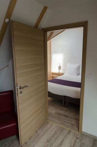 Bedroom 2, Chambres d'Hotes La Vignette, Bas-Rhin