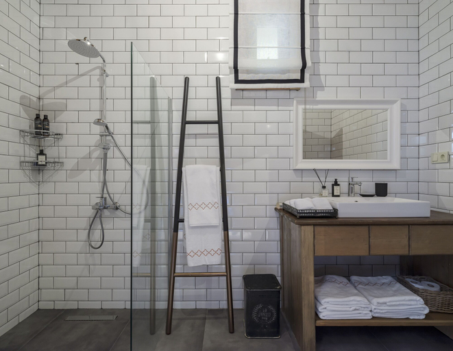 Bathroom 5, Simurg Inn, Ayvacık
