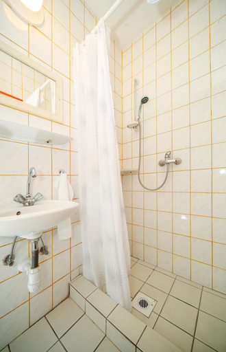 Bathroom, Fuzfa Vendeghaz, Mezőkövesdi