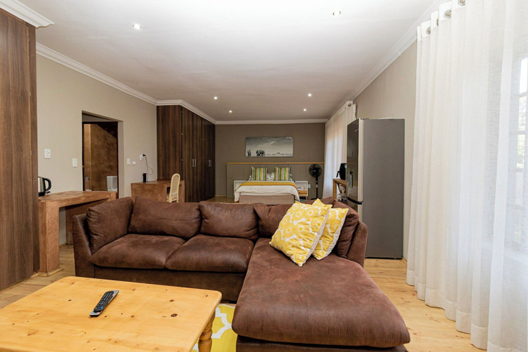 Others 5, Somethin Special Guest House, Waterberg