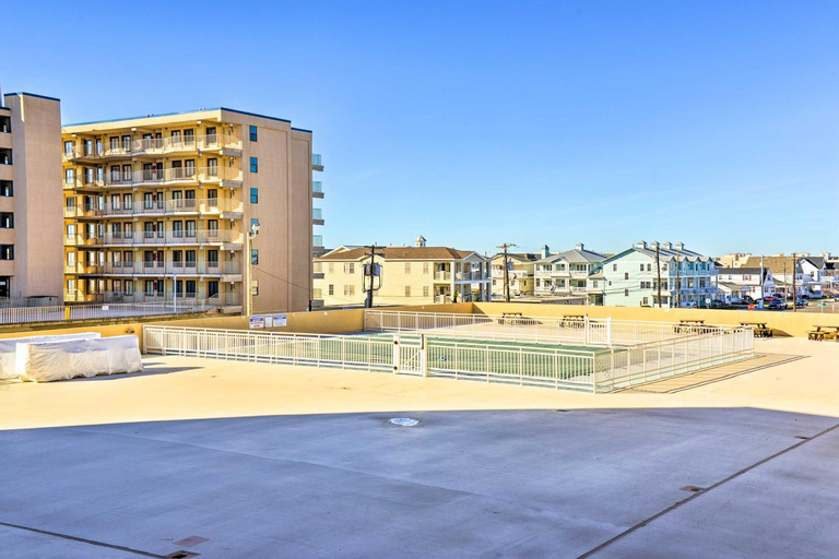 Beachfront North Wildwood Condo with Ocean Views!, Cape May
