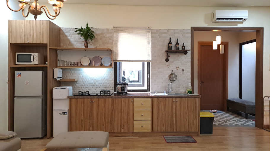 Dining Room 21