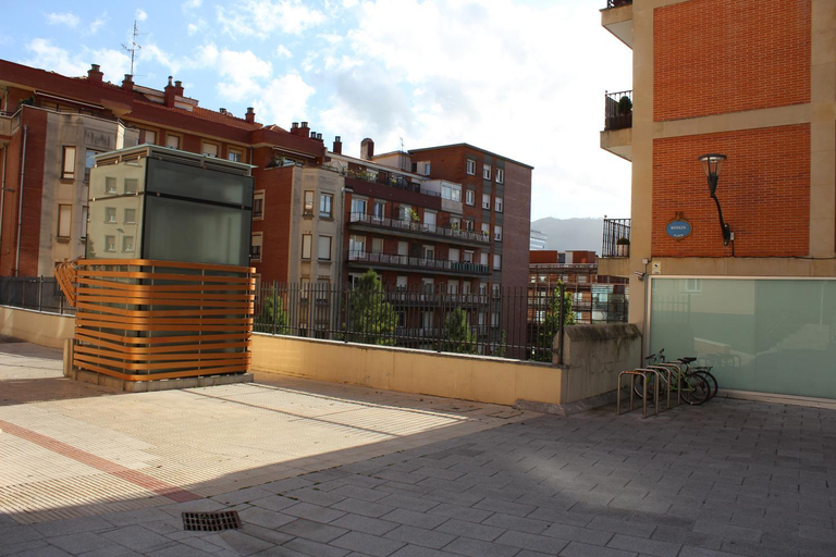 Others 4, Bilbao Place, Vizcaya