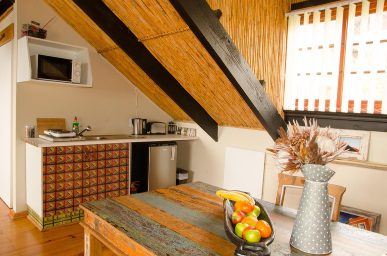 Kitchen 3, Sundowner Loft, Eden