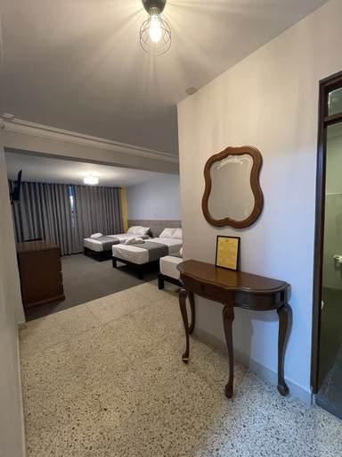 Others 5, Izza Hotel, Cercado