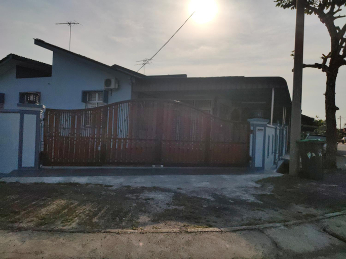Exterior & Views 17