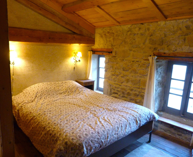 Bedroom 4, Chambre d'Hôtes la Fougeraie, Haute-Loire