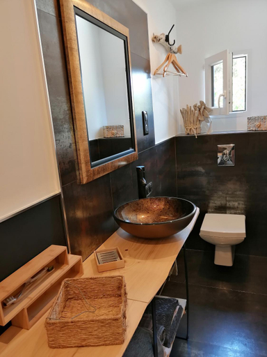 Bathroom, A Sulana Chambre d'hotes, Haute-Corse
