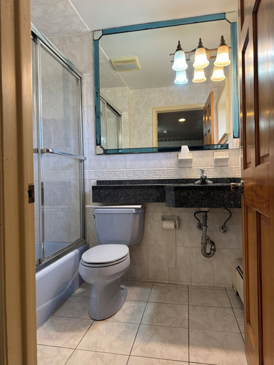 Bathroom 3, Royal Motel, Secaucus