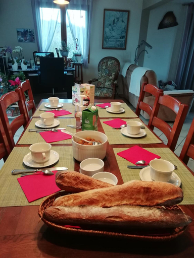 Others 4, Chambre dans Maison Campagnarde, Haute-Savoie