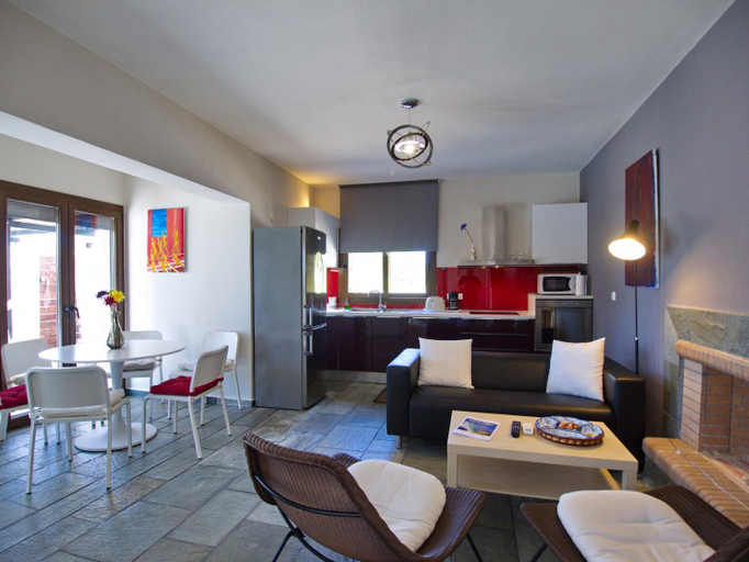 Others 5, Villa Minetti, Ionian Islands