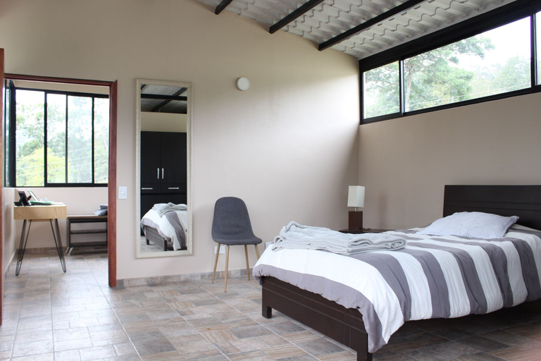 Bedroom 3, Bhakti Coffee Farm, Zipacón